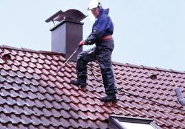 Faire l’entretien de sa toiture à Buxeuil